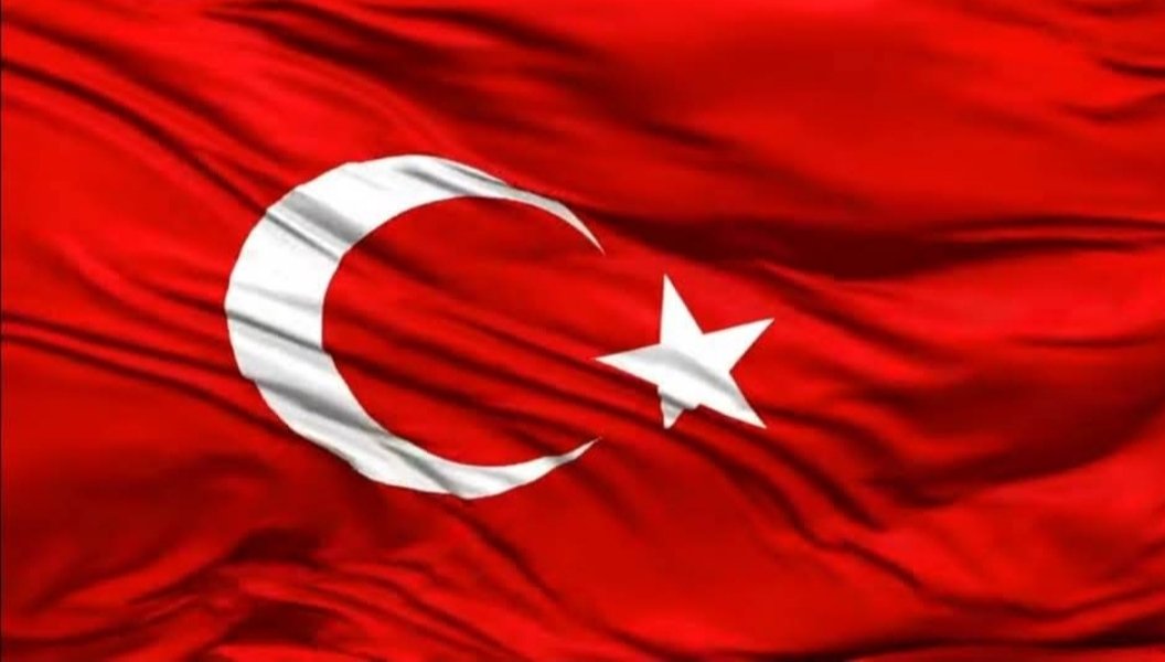 Bizim ülkede tarım arazısı çok var şanlı bayragımıza göz diken alçaklara gömülecek boş yerlerimizde var tarihimize sicilimize bakıp öyle hareket etsinler