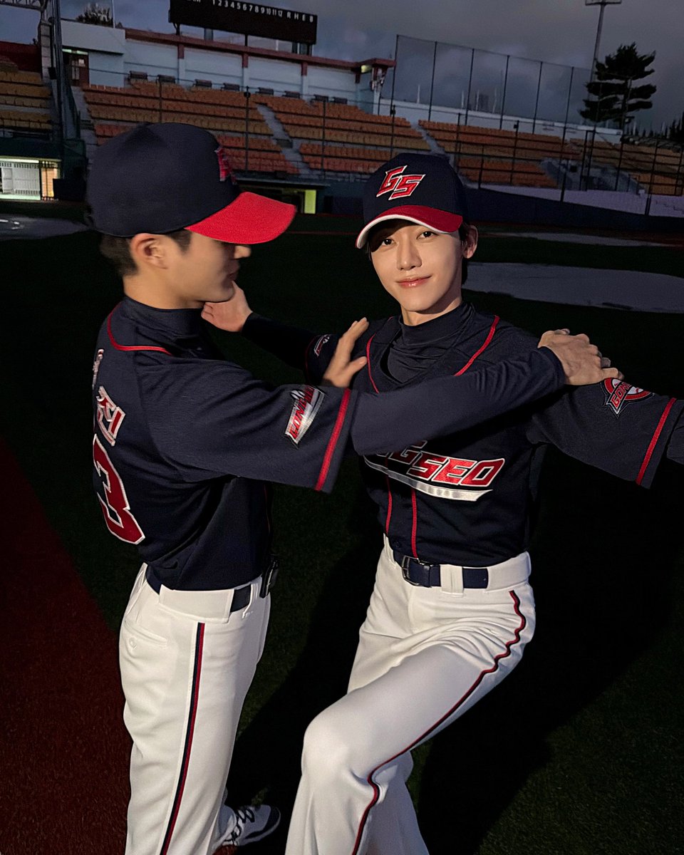 begini kalo dapet job acting sama pacar 🥰 -jnjm