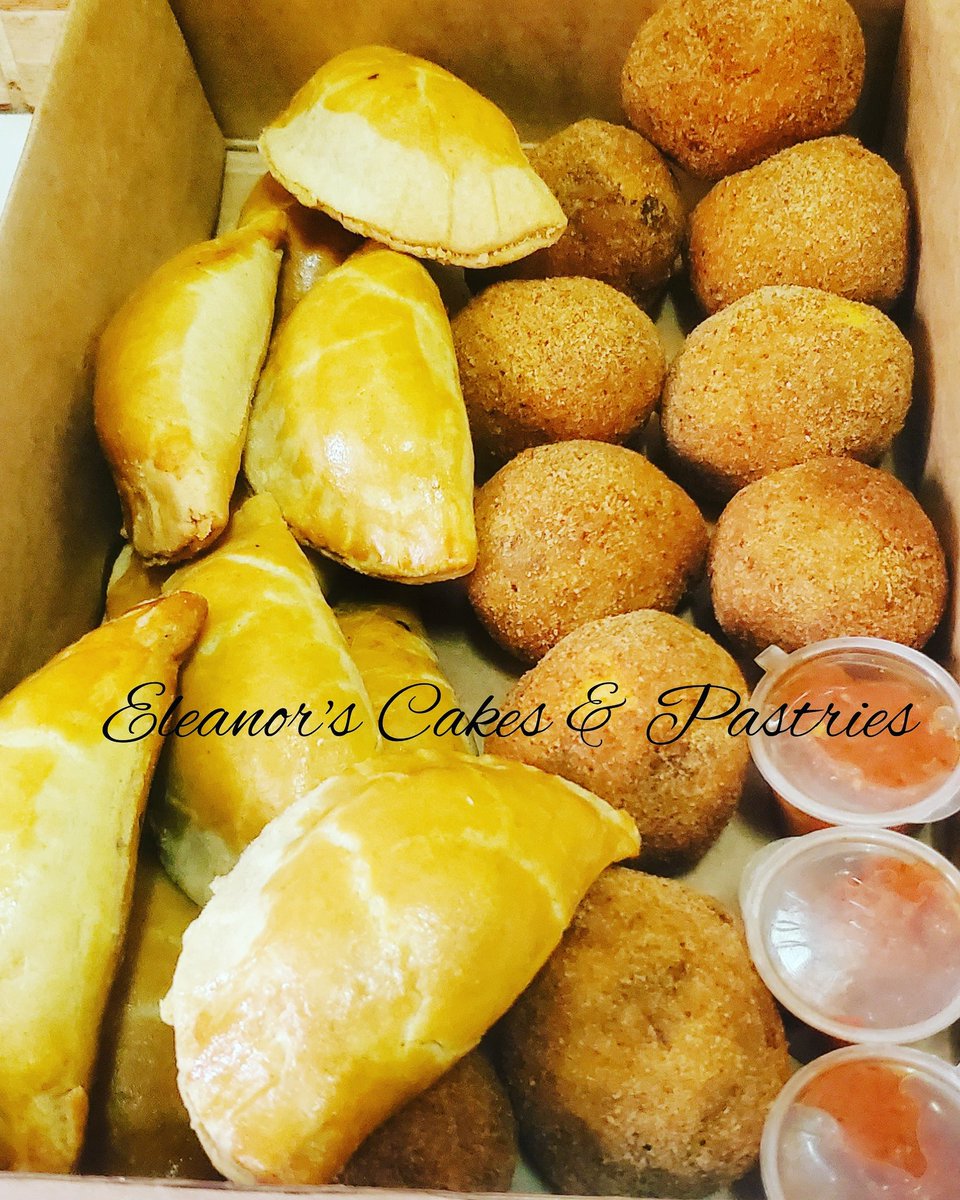 eleanorscakes's tweet image. Thank you
What are you buying from us this morning?
Meatpies? Banana cakes? Scotcheggs?
Call us Now for delivery 
679148609
#Pastries #pastryboxes #pastryshopsinlimbe