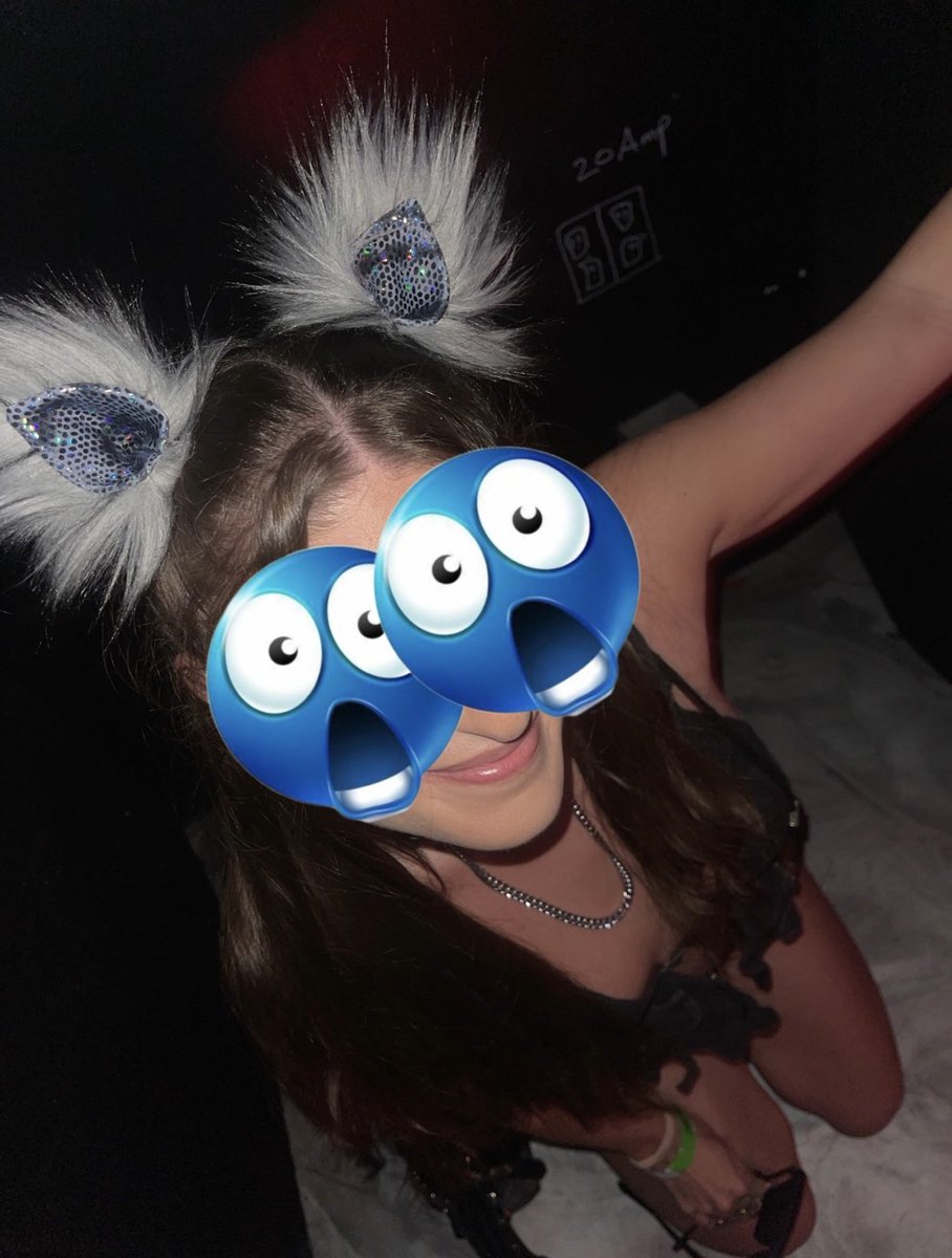 djmommytrance's tweet photo. happiest when there are balls all over my face ☺️ https://t.co/g6byZts3X8