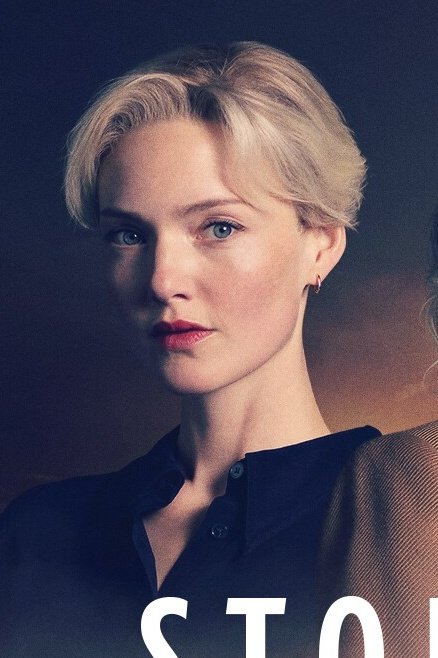 Oh this low key looks like Holliday Grainger as an older Rebecca in <a href="/DisneyPlusUK/">Disney+ UK</a> The Stolen Girl 😅