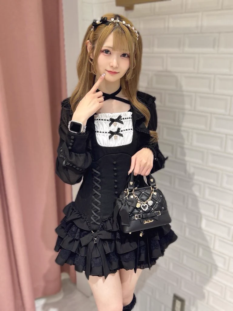 LIZ LISA on X: 