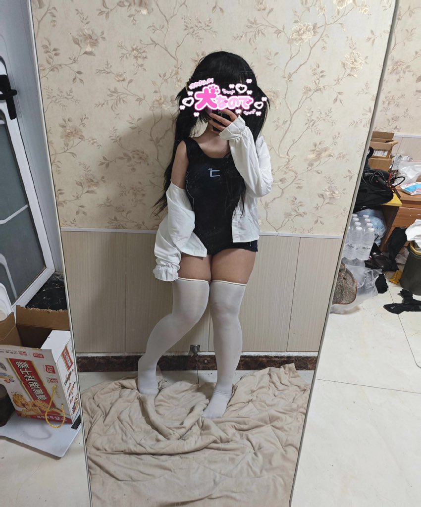 Dou9981's tweet photo. 以前一直覺得自己的腿很粗 現在已經跟自己和解了👌🏻
肉大腿才是最頂的 https://t.co/0goBq0VECU