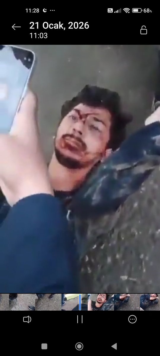 🇹🇷🇹🇷🇹🇷
BAYRAĞA EL
UZATANIN AKİBETİ BELLİDİR;

Çünkü;

"Devletin bahçesine ZERZEVAT ekenin, vakti geldiğinde kıçında HIYAR biter..."

Kendinizi ne sanıyorsunuz.

BU BAYRAK  CUMHURİYETİN BAYRAĞIDIR...

Bayrak indirmek isteyen;

İşte bu ŞEREFSİZ....

Cezası kesildi...

👇