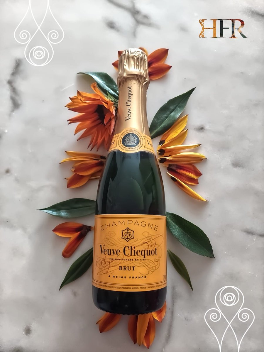 HerdadeFozdaRep's tweet image. Wishing you all a great start of the day. 

Enjoy and Chin Chin 

HerdadeFozDaRepresa.com 

Team HFR 

#Luxury #Champagne #HFRresort #Alentejo