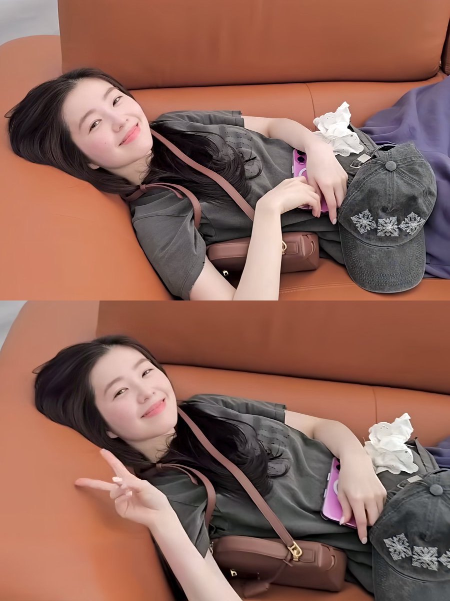 SHE'S SO BABY 😭🫳