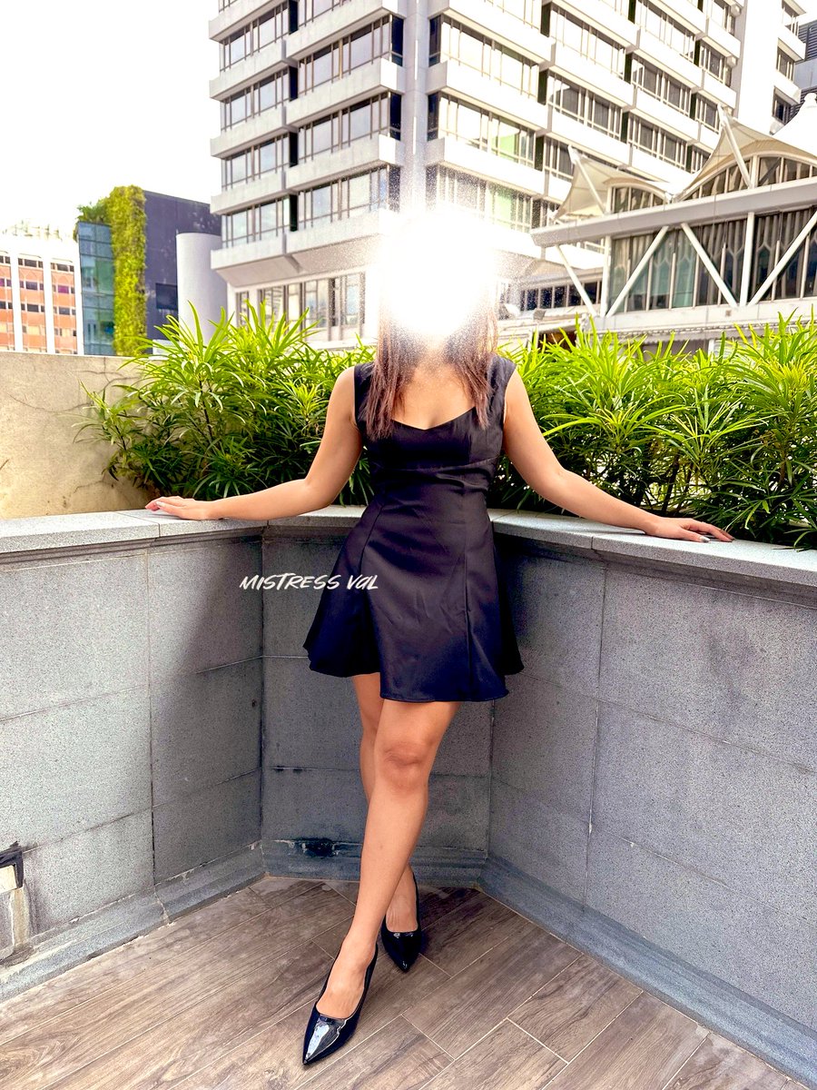 Mistress Val tweet media
