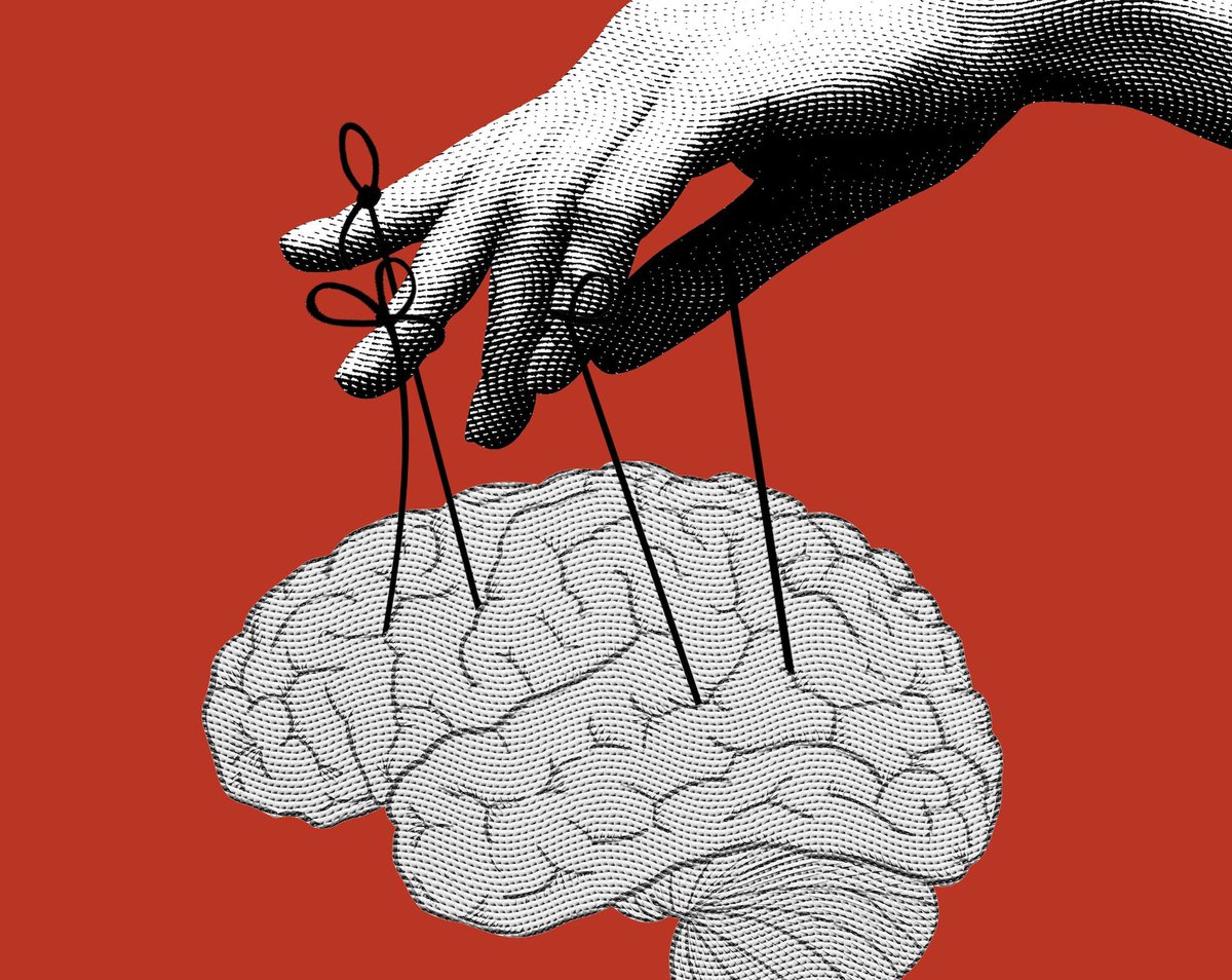ii7_8's tweet photo. دماغك يبدأ بالتحرّك قبل أن تشعر أنك قرّرت.🧠

الدراسة وجدت أن الدماغ لا ينتظر حتى يقرر الشخص فعل شيء ما قبل أن يبدأ في التحضير الحركي المرتبط بهذا الفعل ، 
بل المؤشرات المرتبطة بالمكافآت المألوفة تُنشّط مسبقًا مناطق في الدماغ مسؤولة عن تجهيز الحركة حتى قبل أن يظهر الخيار الفعلي للشخص.  

استخدم العلماء تسجيلات كهربائية للدماغ (EEG) لمراقبة نشاط الدماغ أثناء مهمة بسيطة. 
كان لدى المشاركين روابط سبق أن تعلموها بين ألوان، مكافآت (وجبات خفيفة)، وأزرار يضغطونها للحصول على المكافآت. في كل تجربة، ظهر مؤشر لوني قبل أن تظهر الخيارات (الأزرار) ال��ي يمكن الضغط عليها. 

ما الذي وجدوه؟
🔹 الدماغ يستعد للحركة قبل أن يقرر الشخص:
عند رؤية لون مرتبط بمكافأة معيّنة، وجد الباحثون انخفاضًا في نشاط موجات بيتا في جانب معين من الدماغ، وهو ما يشير إلى الاستعداد الحركي لليد المرتبطة بهذه المكافأة حتى قبل أن يكون الخيار الظاهر أمام الشخص.  

🔹 التجهيز الحركي مرتبط بالمكافأة المألوفة فقط:
المؤشرات اللونية المرتبطة بالمكافآت التي لم تربط بالفعل بحركة محددة لم تُظهر هذا التجهيز الحركي المحدد. 

الأشياء التي نعرفها جيدًا (المكافآت المألوفة) لا تؤثر فقط على ما نختاره، بل تُهيّء الدماغ للحركة المناسبة حتى قبل أن نتخذ القرار الواعي.  
 
يظهر أن الدماغ لا يعالج القرار بشكل خطّي (تفكير → قرار → حركة)، بل يمكن أن يكون الاستعداد الحركي جزءًا أوليًا من عملية اتخاذ القرار نفسها. 

مثال بسيط
لو كنت سمعت نغمة عربة الآيسكريم وأنت صغير؛ عندما تسمعها الآن، دماغك قد يبدأ تجهيز يدك للوصول إلى محفظتك قبل أن تقرر فعلاً شراء الآيسكريم لأن المؤشر الصوتي مرتبط بالمكافأة المألوفة في دماغك.