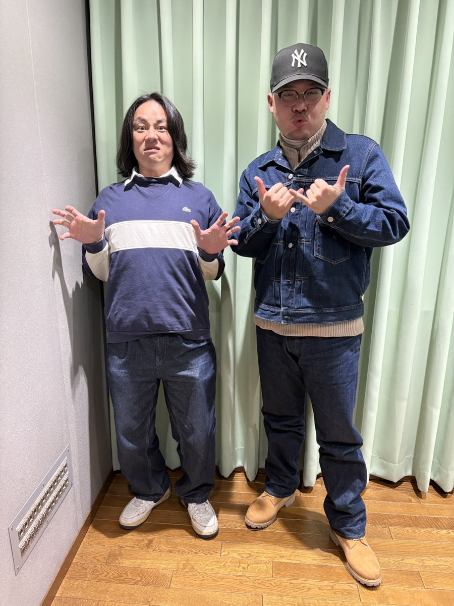 ari_denpacheck's tweet photo. ／       
23時ごろからは #電波調句       
#17  俺っちは自然が好き 　配信🪞
＼     

ロン毛で男前なのに、意外と服や髪の毛へのこだわりが薄めな横山さん😑

玲二さんに「ヘアオイルつけたら？」と言われますが…

そして、玲二さんから漂う“上品さ”の理由も判明✨

🎧https://t.co/pM8zrgv99U https://t.co/3DNlCrjNpu