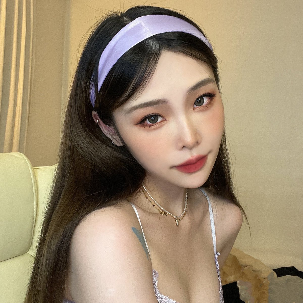 我們在做的時候，求求你大力的打我屁股