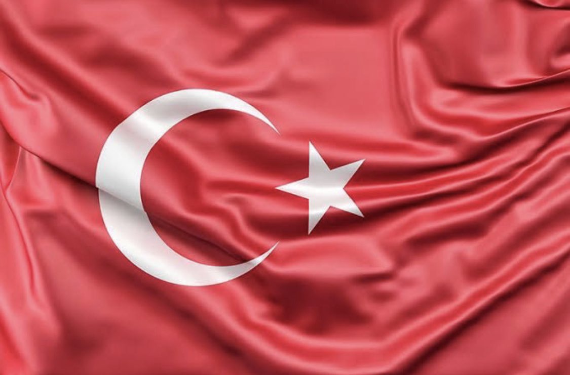 korhankocoglu's tweet photo. Nusaybin–Kamışlı sınır hattında şanlı bayrağımıza yönelik gerçekleştirilen alçak saldırıyı lanetliyorum.🇹🇷

@RTErdogan @tcsavunma @TC_icisleri @Akparti @TBMMresmi
#BayrakNamustur #TürkBayrağı https://t.co/JRWljp4EDG