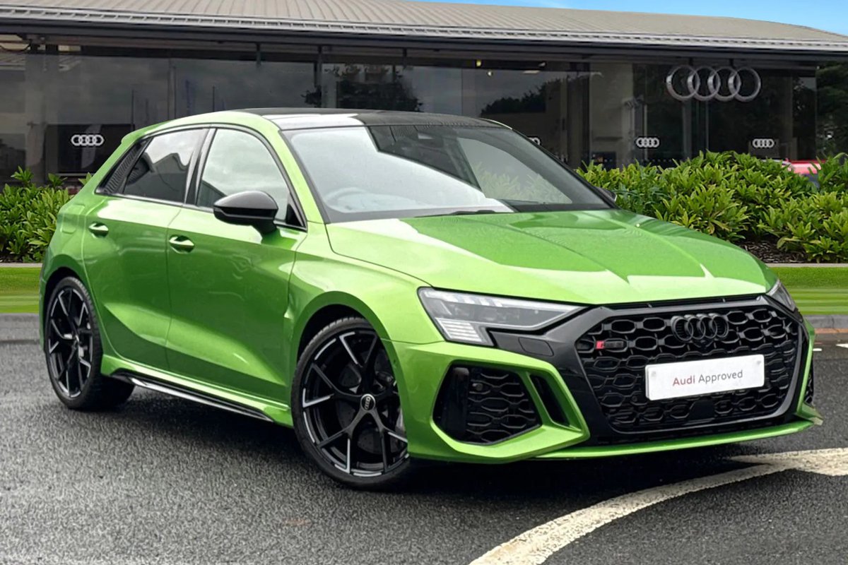 Carlisle Audi is pleased to introduce this Audi RS3 Vorsprung, finished in the Audi exclusive paint finish Java Green.

👉 swanswaygarages.com/vehicle-detail…