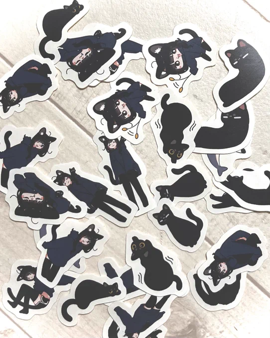 BOOTHに新しい商品を追加しました ・黒猫ちゃんアクスタ ・フレークシール ・新刊『けもみみだいありぃ』 C107に持っていたものとおんなじです! 詳細はリプへ