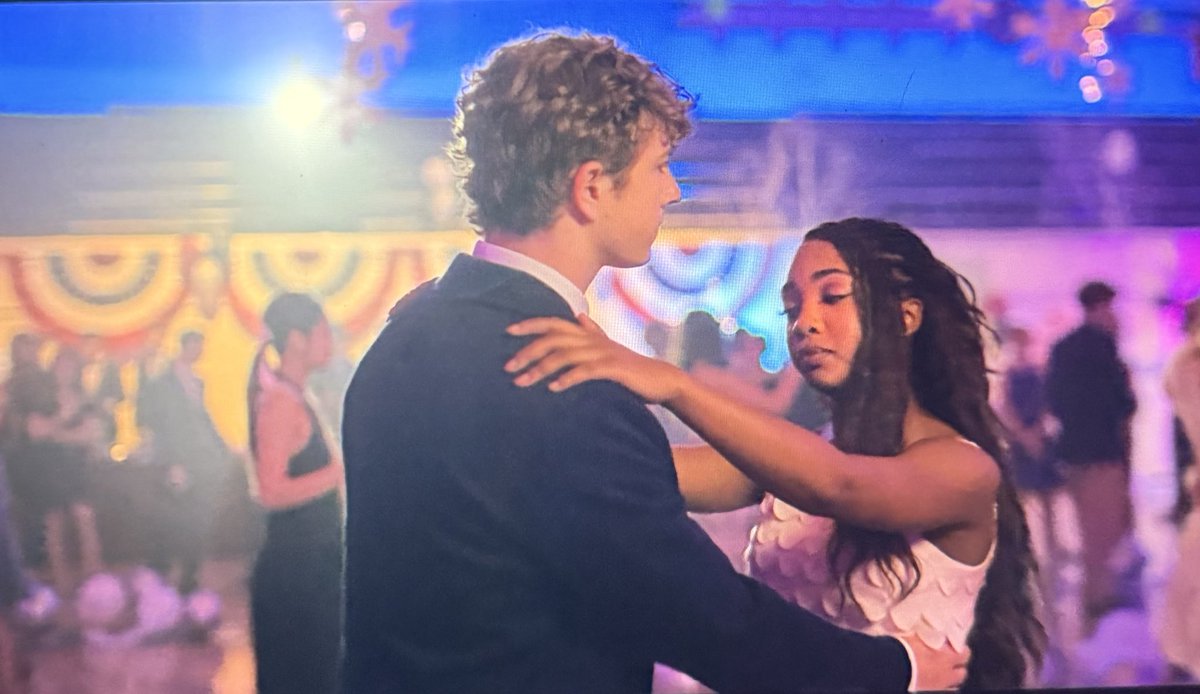 jcksnblofis's tweet image. PERCABETH FINALMENTE COMO UM CASAL ASSIM NA NOSSA CARA SÃO O PRIMEIRO CASAL DO MUNDO ESSA QUÍMICA NÃO EXISTE GENTE