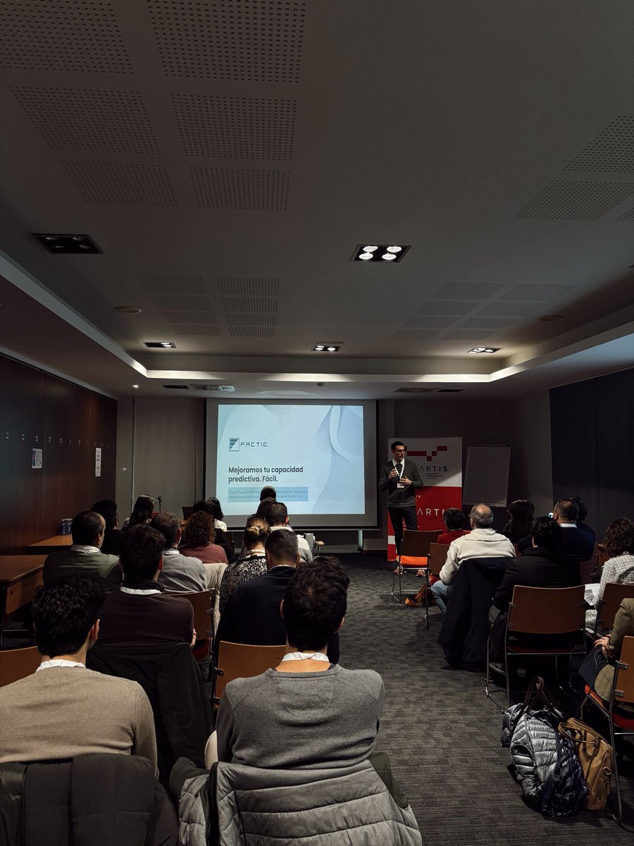 VITARTIS tweet media