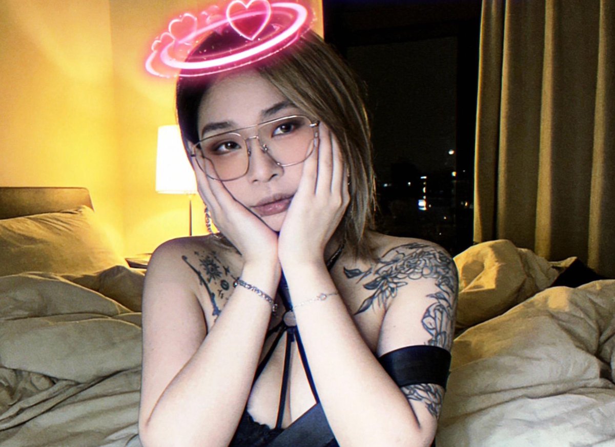 🎂 生日想熱鬧一下～
2/6（五）晚上 9 點
一起來歡唱、聊天、放鬆一下 🎤✨
有空的朋友歡迎 私訊我報名 💌
歡迎夫妻情侶報名❤️