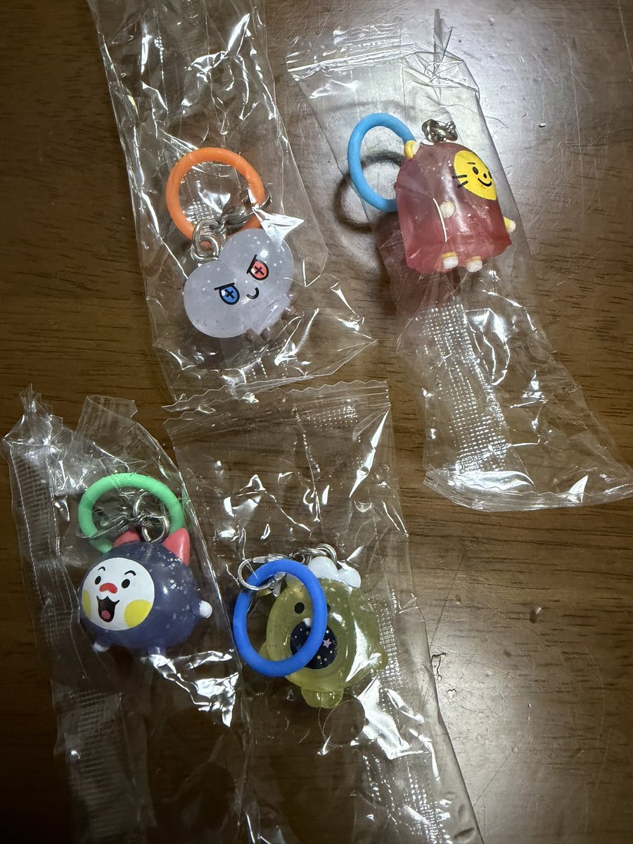 TRUZ めじるし アクセサリー ガチャガチャ キラキラver TRESURE 交換

譲→BONBON WOOPY LAWOO PODONG

求→CHILLI YOCHI

BON BONは条件良い方優先

郵送交換📮or京セラ手渡し可能です🤲

お気軽にお声がけください🙇‍♀️

#treasure交換
#truz交換