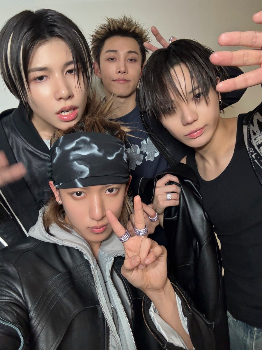 Ohyulo's tweet image. 서울콘 X WORLD K-POP FESTIVAL - COUNTDOWN