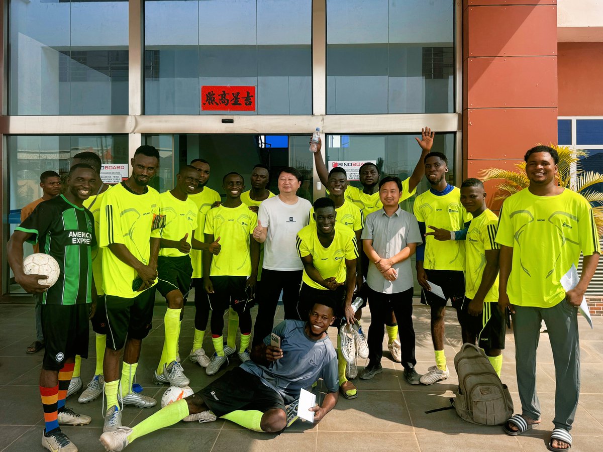 CNBMNews's tweet photo. Teamwork, beyond the office. ⚽️
At CNBM Nigeria, it showed up on the football pitch. Different teams, one game, shared cheers~
For a moment, only the match mattered.
#CNBM #TeamSpirit 
#LifeAtCNBM #WorkBeyondWork https://t.co/NshSC0Rrma