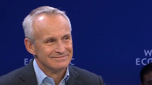 #WEF26, happening now—Jonas Prising, <a href="/ManpowerGroup/">ManpowerGroup</a> Chair &amp; CEO, takes the stage.