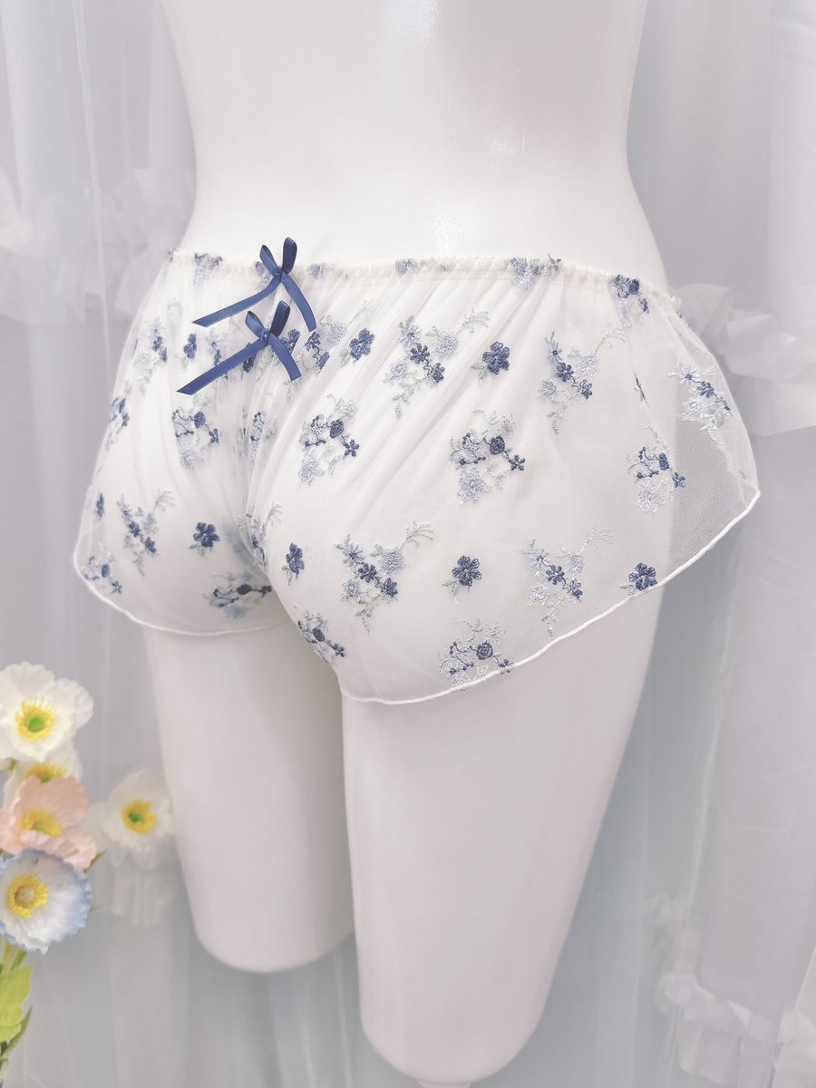 LoveranOfficial's tweet image. 『よーく見てみて🥺🔍💕』
カラーによって雰囲気がガラッと変わってかわいいでしょ？💐