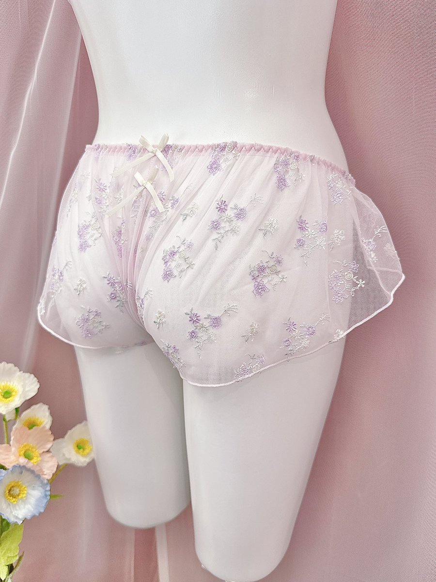 LoveranOfficial's tweet image. 『よーく見てみて🥺🔍💕』
カラーによって雰囲気がガラッと変わってかわいいでしょ？💐