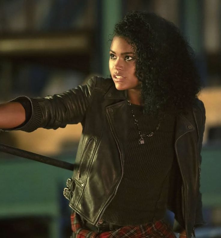 percabethfv's tweet image. "Vocês já tiveram pesadelos??? Porque o meu acabou de acordar" 

E VAI TER RIXA DE SEMIDEUS SIMMMMMMMMM