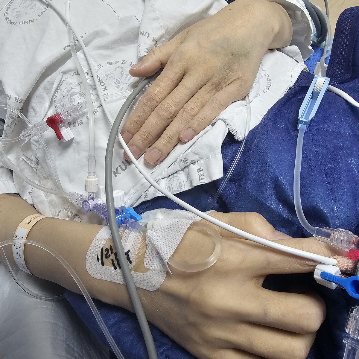 울엄마 낫게해쥬세요
간이식은 제가할게요🫡