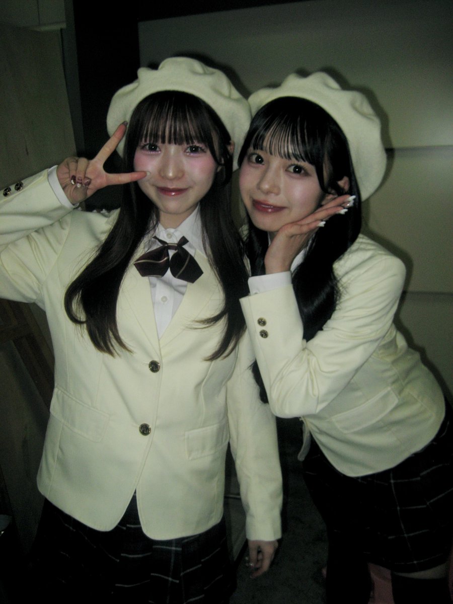 デジカメ写真📸 🩷桜庭遥花 ❤️佐野愛花 🧡川本笑瑠 💜真鍋凪咲