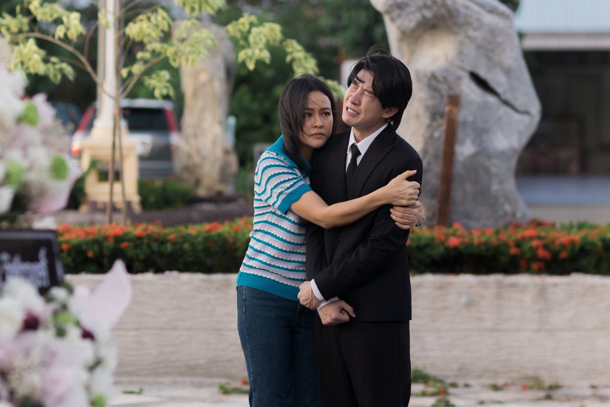 CatForCash's tweet image. บีบหัวจัย🤏🏻😿🖤

#CatForCashEP1
[PHOTO BEHIND THE SCENES]