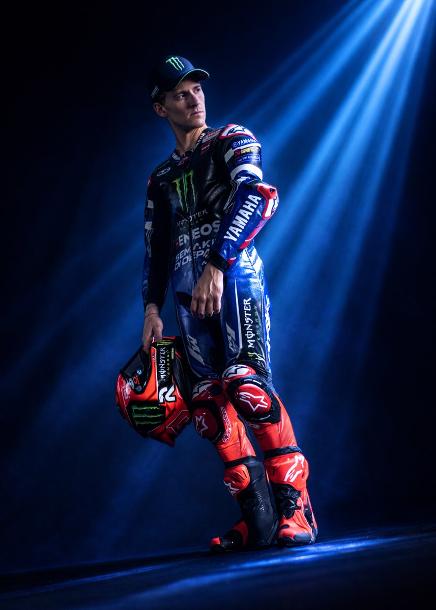 YamahaMotoGP's tweet photo. Focused. Determined. Ready. 💪

Our 2026 riders:
Fabio Quartararo 2️⃣0️⃣ &amp; Álex Rins4️⃣2️⃣

#CloserLapAfterLap 🔁 https://t.co/7CNyPWLKRR