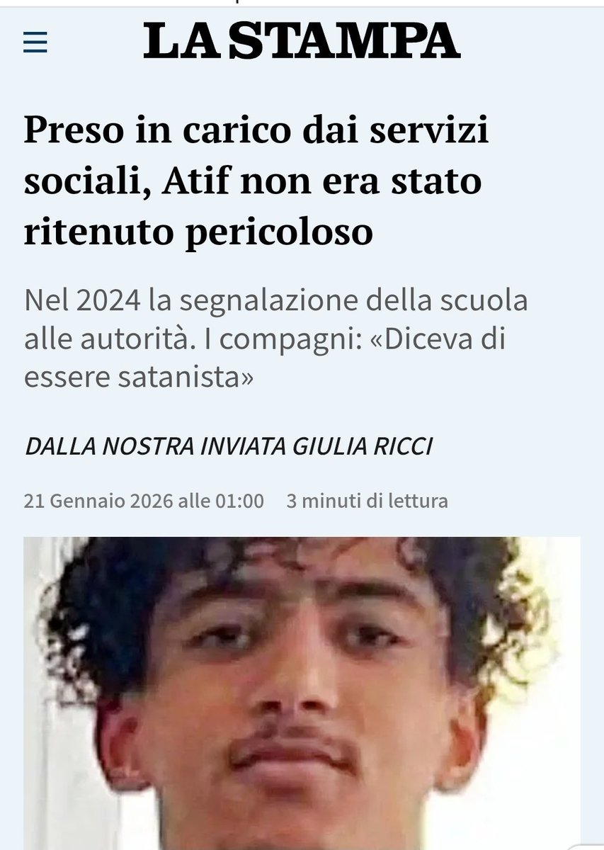 Il marocchino che ha ucciso un suo compagno di scuola a La Spezia, Atif Zouhair, era già stato segnalato dalla scuola ai servizi sociali ma ritenuto non pericoloso. 
Apprendo inoltre da quanto dichiarato da una educatrice di nome Elena Bertelli, che l'assassino mostrava da tempo