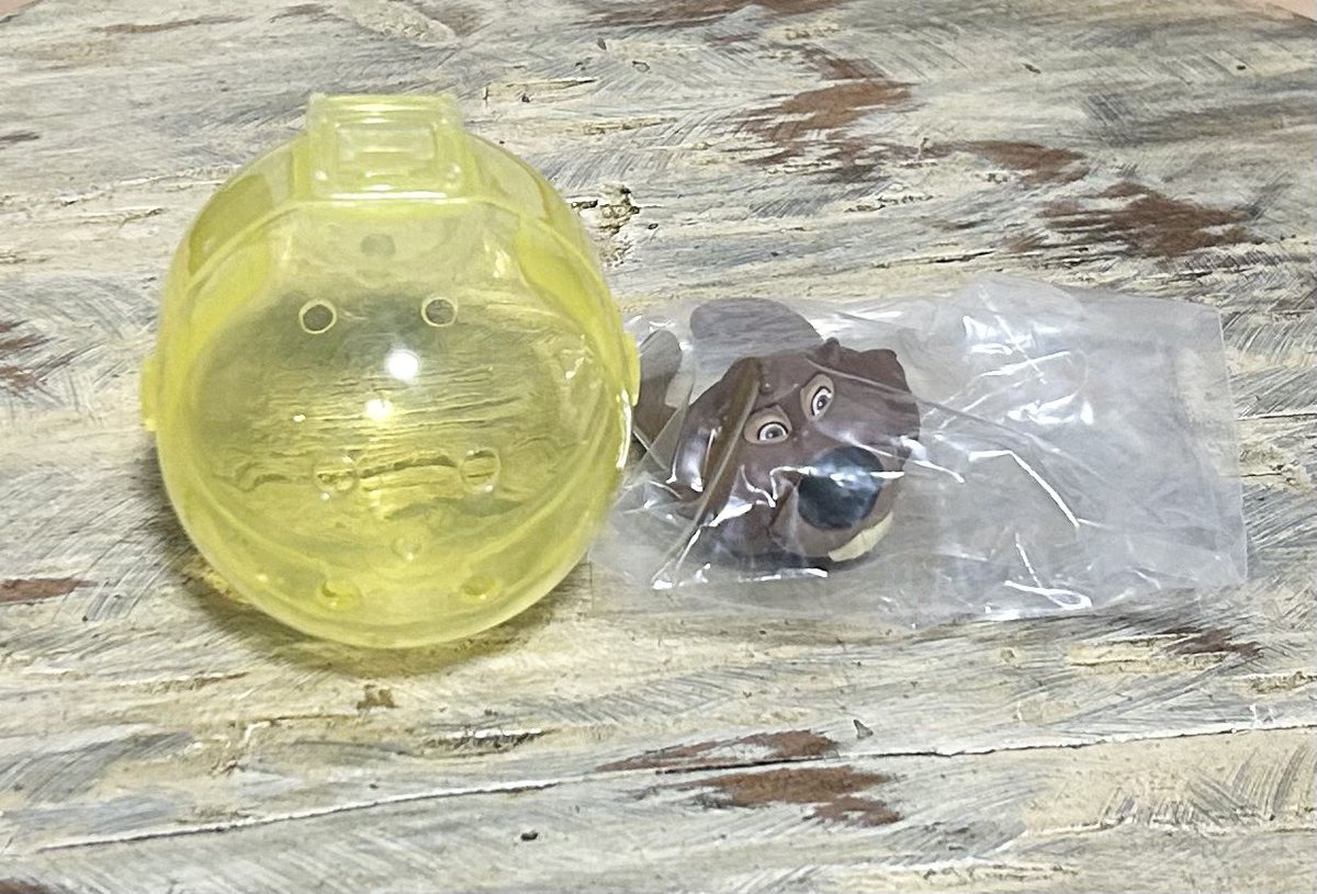 meyou0509's tweet photo. 【交換】
ズートピア しまむら ヘアクリップ　カフェ グッズ 特典 コースター　ファッションリング　ガチャ 交換

【譲】ヘアクリップ　ニック
　　コースター　クロウハウザー　
　　ファッションリング　ニブルス

【求】同異種パウバート

郵送での交換希望です！
お気軽にお声掛けください🙇‍♀️✨ https://t.co/sTLbcFPbuO