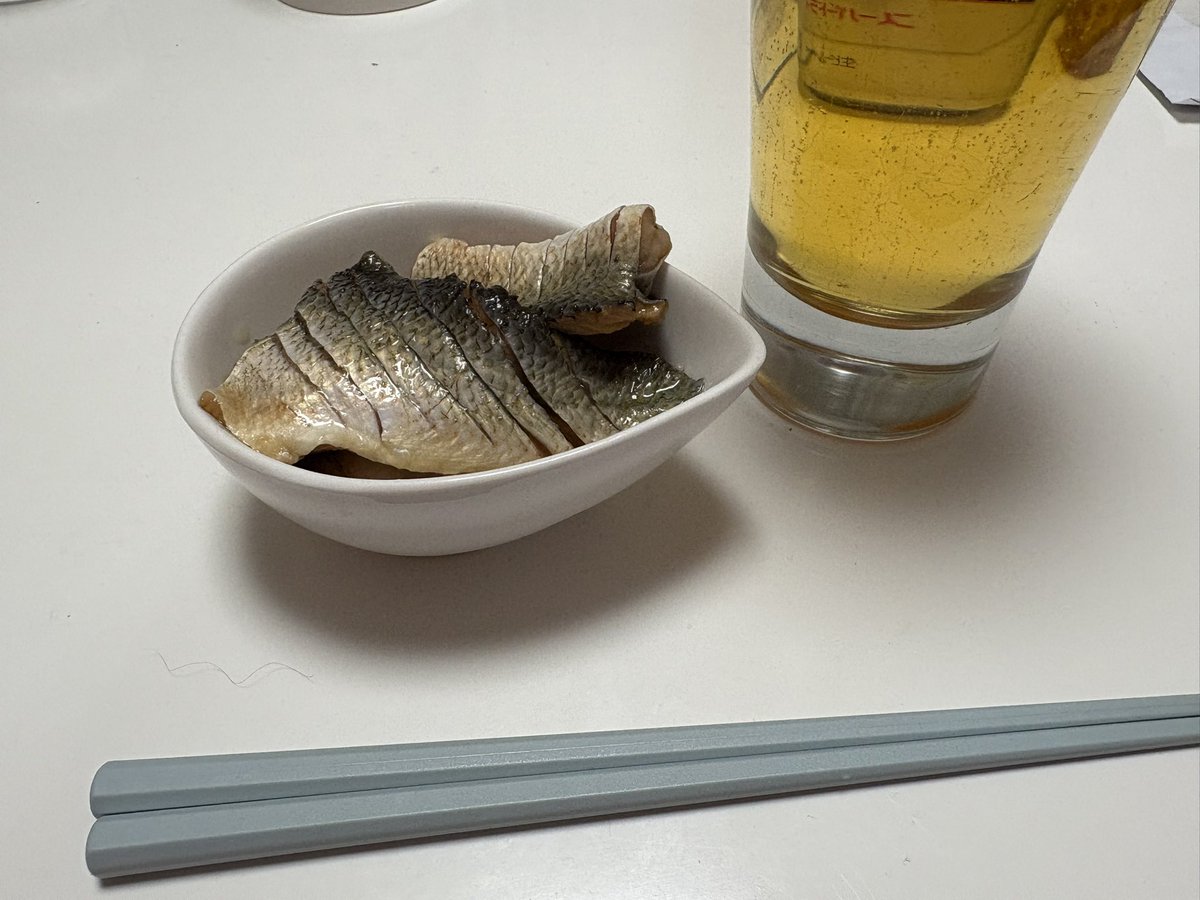 dworkinmtg's tweet photo. ウグイのお酢じめで一杯🍺
#日本ウグイ協会 https://t.co/aietlhzVgG