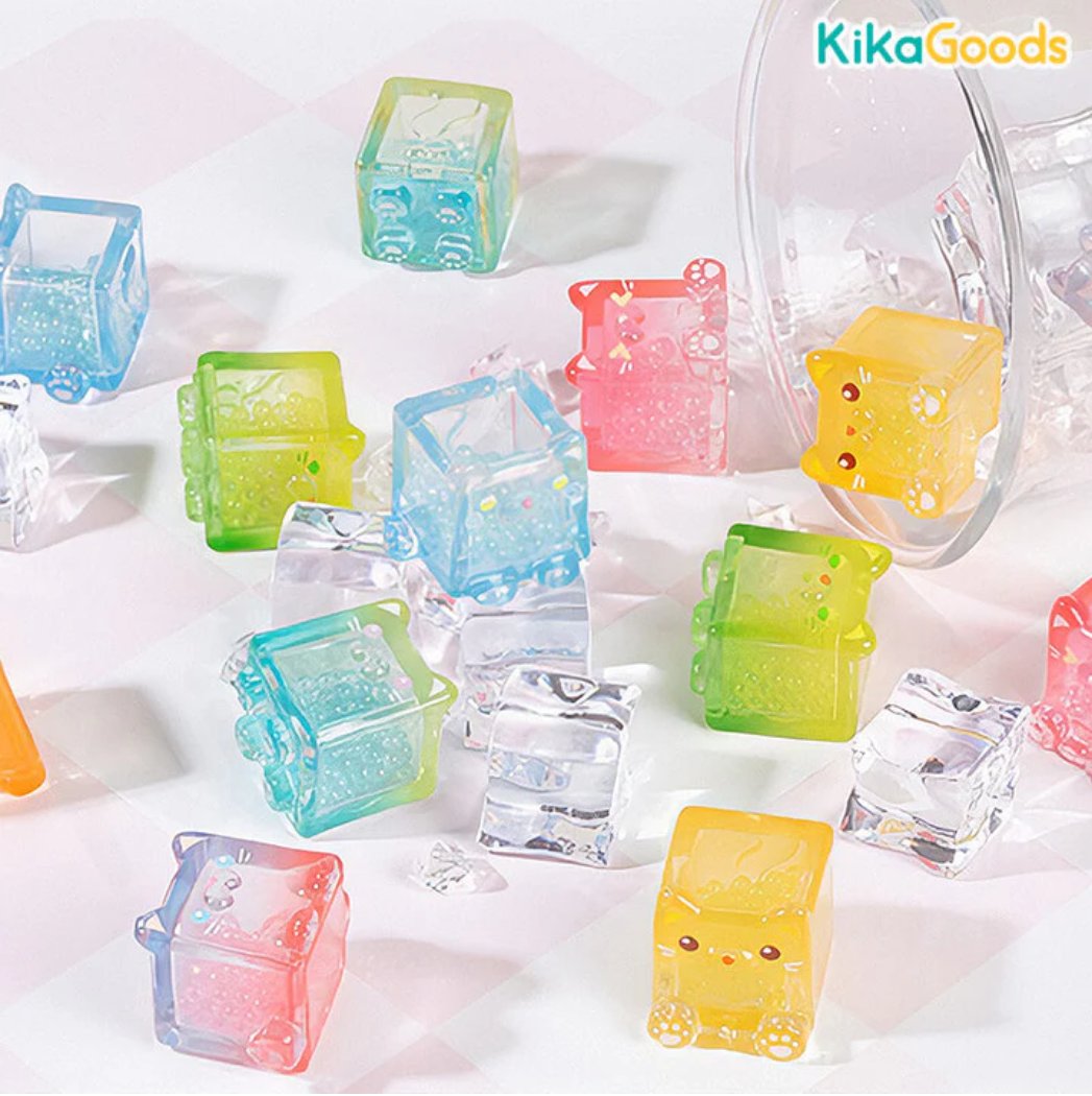 KikagoodsGlobal's tweet photo. 🌈Square Cat Series Blind Bag, Brand: Choco Teddy
https://t.co/Z2ZufkfbmJ
🎁There are 18 regular designs and 2 hidden designs to collect
🧡Follow us and get the newest toy share daily

#kikagoods #cute #blindbags #kawaii #mysterybox #minibeans #figure #blindbag https://t.co/EzVZ3hDqNE
