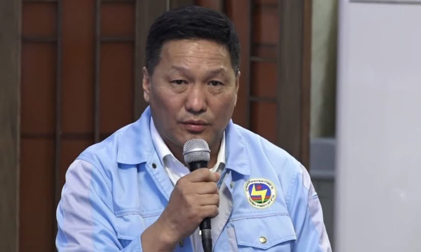 “ТЭЦ-IV”-ийн Ерөнхий инженер П.Болдбаатар: 
-Манай станц нийт эрчим хүчний 60 хувийг, дулааны 55 хувийг дангаараа хариуцаж ажилладаг. Өөрөөр хэлбэл, нийт ард иргэдийн 55 хувийг нь цахилгаан, дулаанаар хангах онцгой үүрэг хүлээсэн байгууллага. Энэ хэмжээндээ хамт олон маань