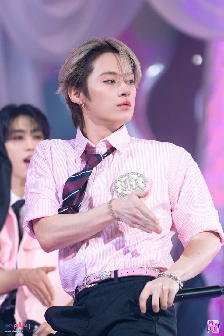 leeknowarchive's tweet image. LEE KNOW WILL HAVE HIS FIRST JAPAN MAGAZINE WITH NYLON