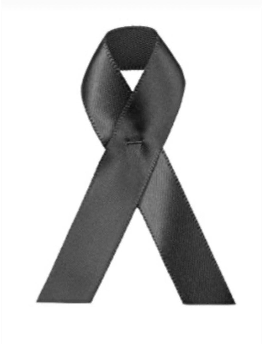 podemossanagust's tweet photo. Nuestra consternación y condolencias a las familias y seres queridos de las víctimas del accidente de tren en Adamuz y nuestro reconocimiento a los servicios de emergencia. Deseamos una pronta recuperación para las personas heridas.

🖤🖤🖤 #somosvecinossangus https://t.co/mFqEZFzjoN