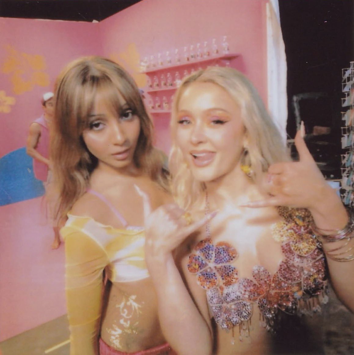 minaripari's tweet photo. Minaripari is back updated stan list : 

Zara Larsson 
Slayyyter 
Twice ot9 
Aespa 
Ariana grande 
Kylie minogue 
Grimes https://t.co/wOdSk3S7r1
