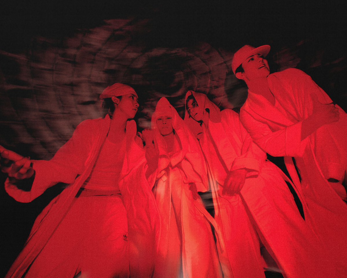 Ohyulo's tweet image. It’s lngsHOT ♨️🧖‍♂️ 4sho