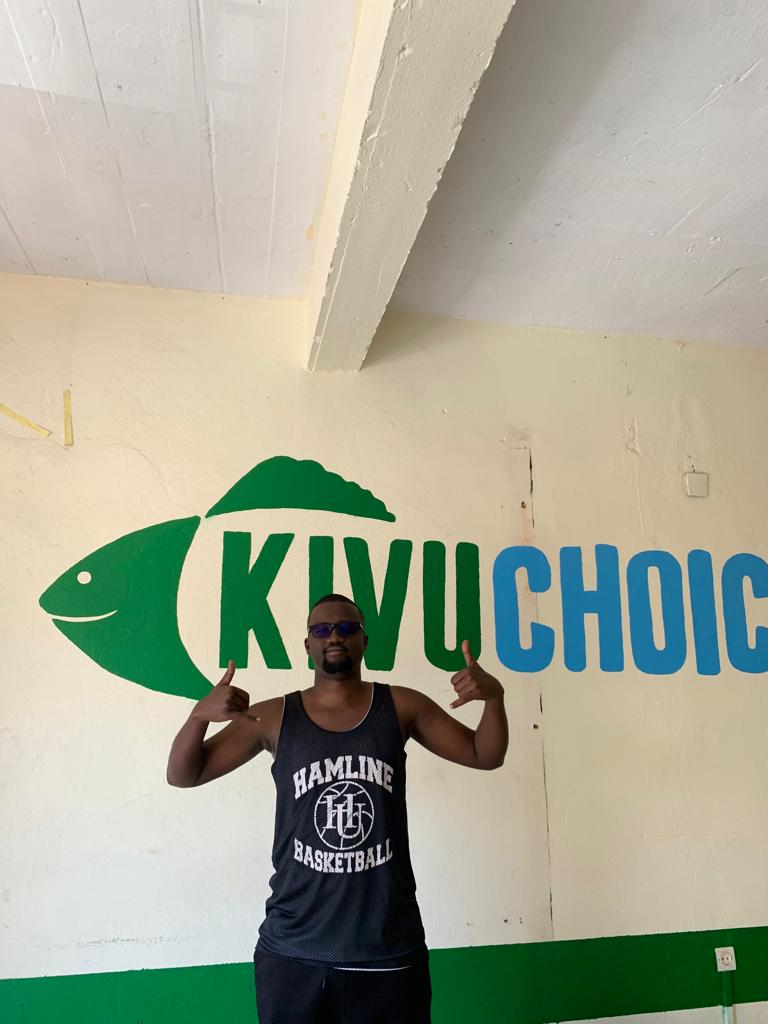 RafikiGatsinzi's tweet photo. Back in Times:
The old customer, at the background of the New and Game changing Fish business @Kivuchoice. Amafi ganyu garyohaga Kubi😎✔️.
Find fresh and quality tilapia from them and you'll thank me later.
#KivuChoiceIsMyBest #QualityFish #FishIsLife https://t.co/kZ9czHj6RH