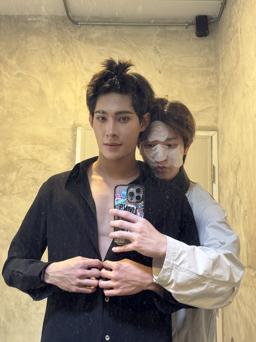 tapanad_'s tweet photo. เด็กอ้วงของพี่เต้อนี่
#TutorYim https://t.co/uHTPmjxmrp
