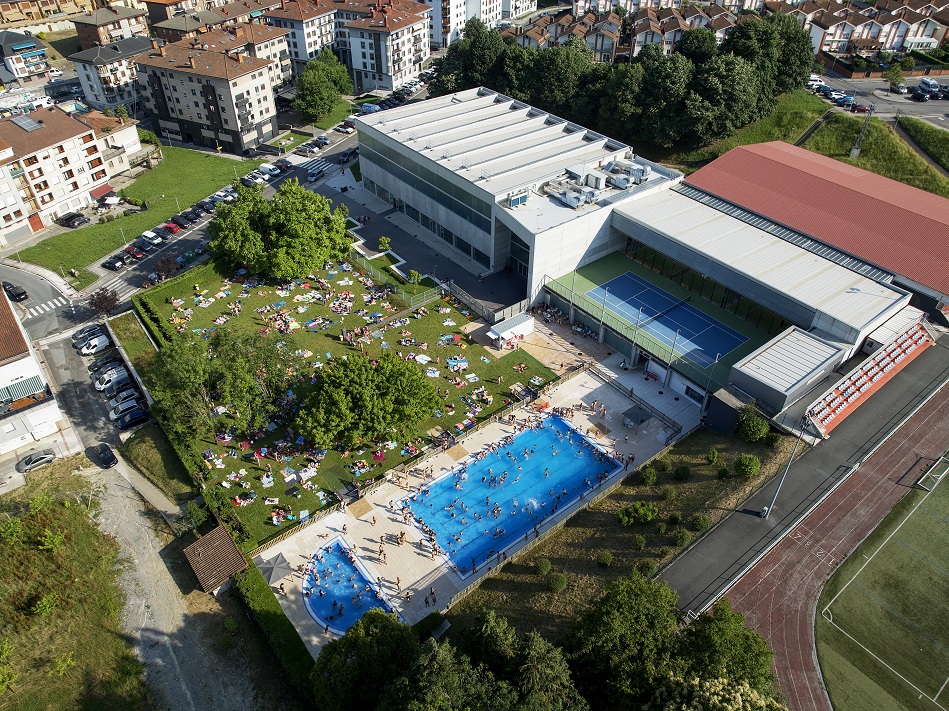 UrnietakoUdala's tweet image. 📌 Licitación para adjudicar la explotación del bar de la piscina.

🗓️ Mañana finaliza el plazo para presentar la solicitud: 22 de enero, a las 14:00 horas.

ℹ️ labur.eus/h9sclwo0

#Urnieta #piscina #bar