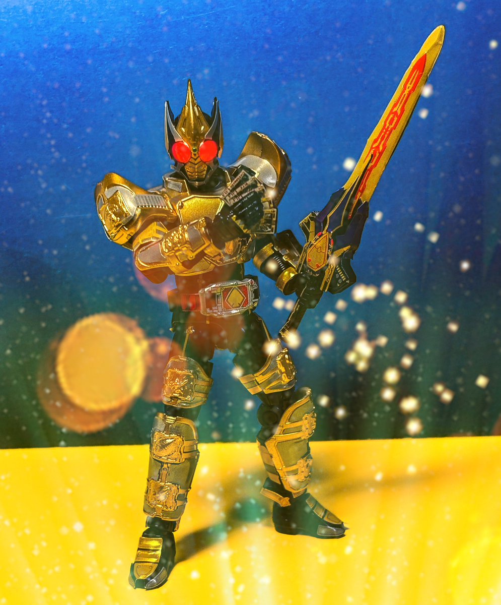 CodeU7Cyclon's tweet image. #仮面ライダーブレイド
こんばんは👑
