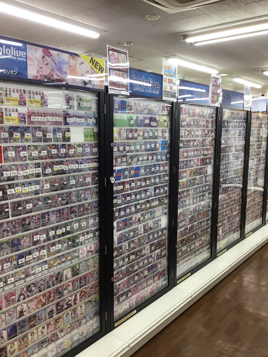 ホロカ 販売情報】 ホロカショーケースにて展開しております♪ 最新弾