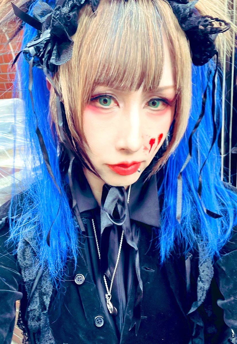 ひとりでカップルごっこ出来ちゃう