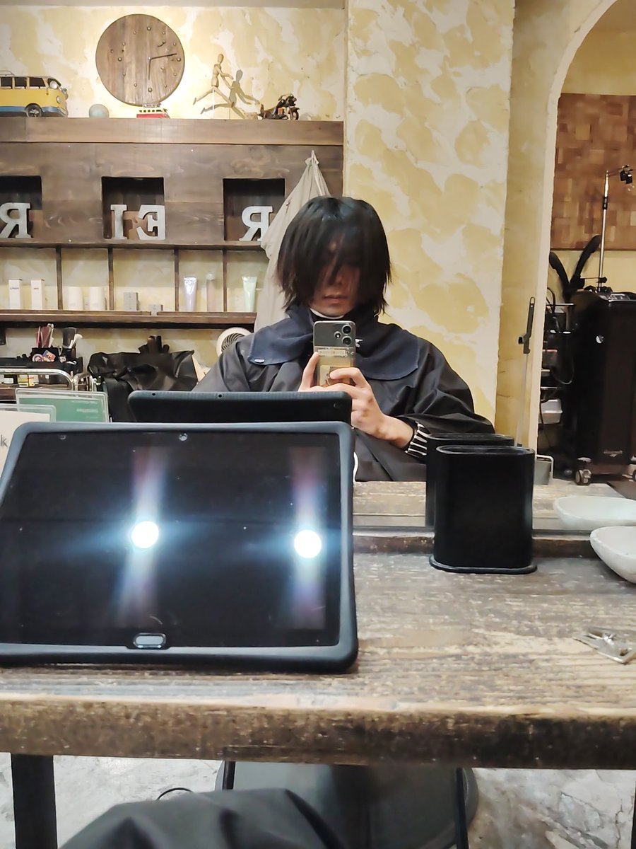 toshiya10809's tweet photo. かっこよくしてもらいに来た🫡 https://t.co/BAI2bxmJE0