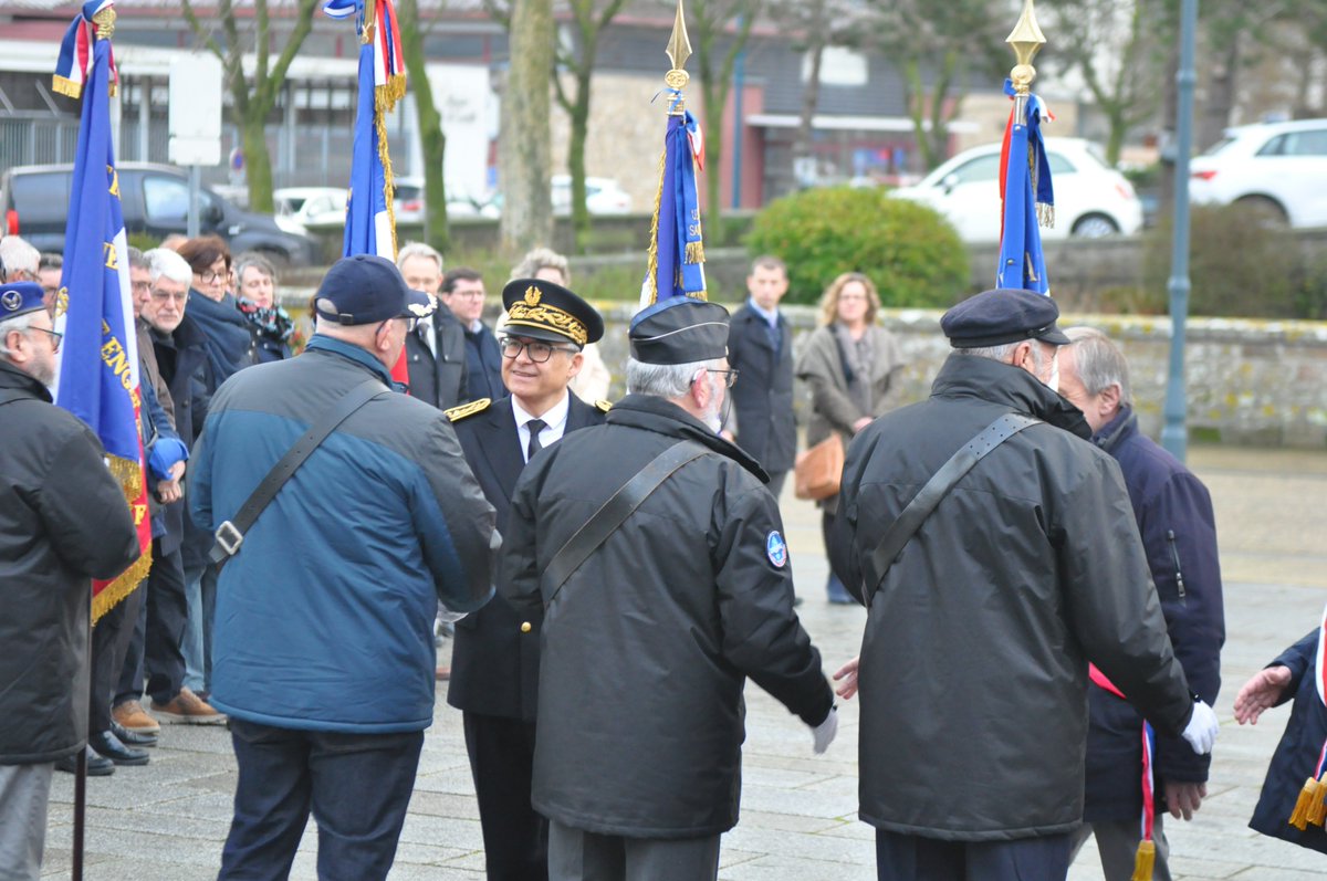 bretagnegouv's tweet image. #Préfecture | Ce 19 janvier 2026, Jean-Bernard Iché a pris ses fonctions de sous-préfet de l'arrondissement de #SaintMalo.

➡️ À cette occasion, il a déposé une gerbe au monument aux morts de la ville.

ℹ️ Découvrez son parcours : ille-et-vilaine.gouv.fr/Services-de-l-…
