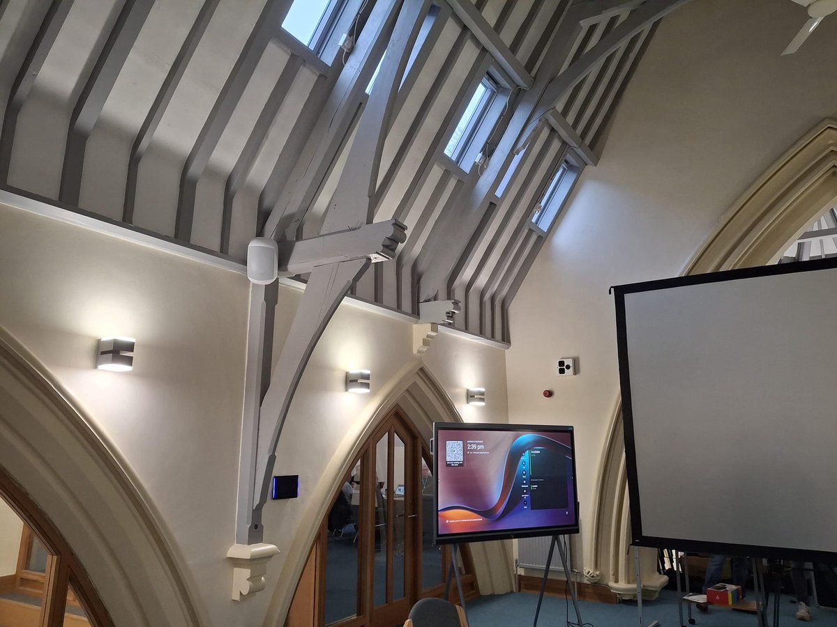 Mustard_UK's tweet photo. Mustard installing specialist Audio Equipment at the very impressive @tecman_tweets HQ in Wolverhampton, taking their company meetings to a new level for both the in person attendees as well as those dialings in via Teams, turning it into a hybrid meeting space 🙌 https://t.co/WXigoph54Y