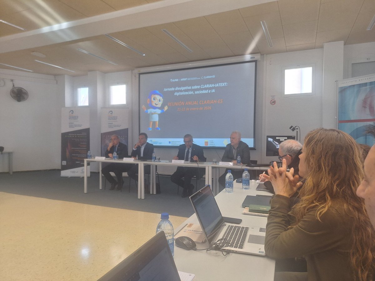 clariahes tweet media